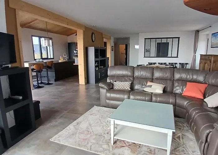 Au Bon Coin De La Baie Feriehus Vains